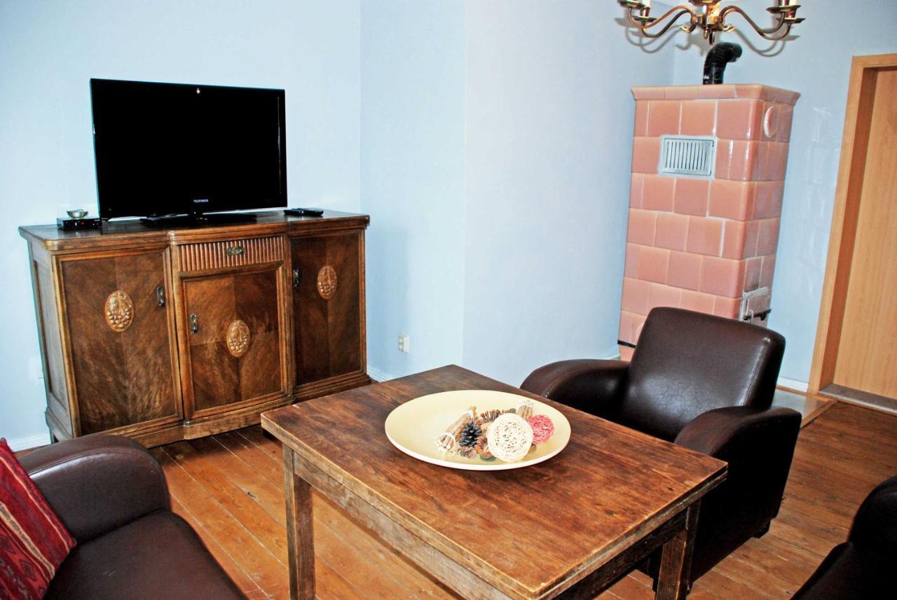 Ferienwohnungen Im Gutshaus Gnies Luaran gambar